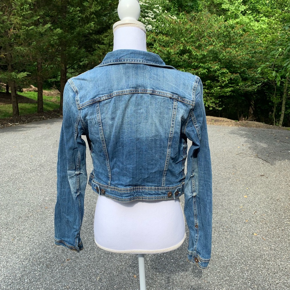 Cropped Jean Jacket - Picture 3 of 4